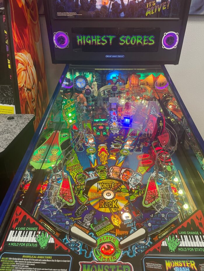 monster bash pinball machine1