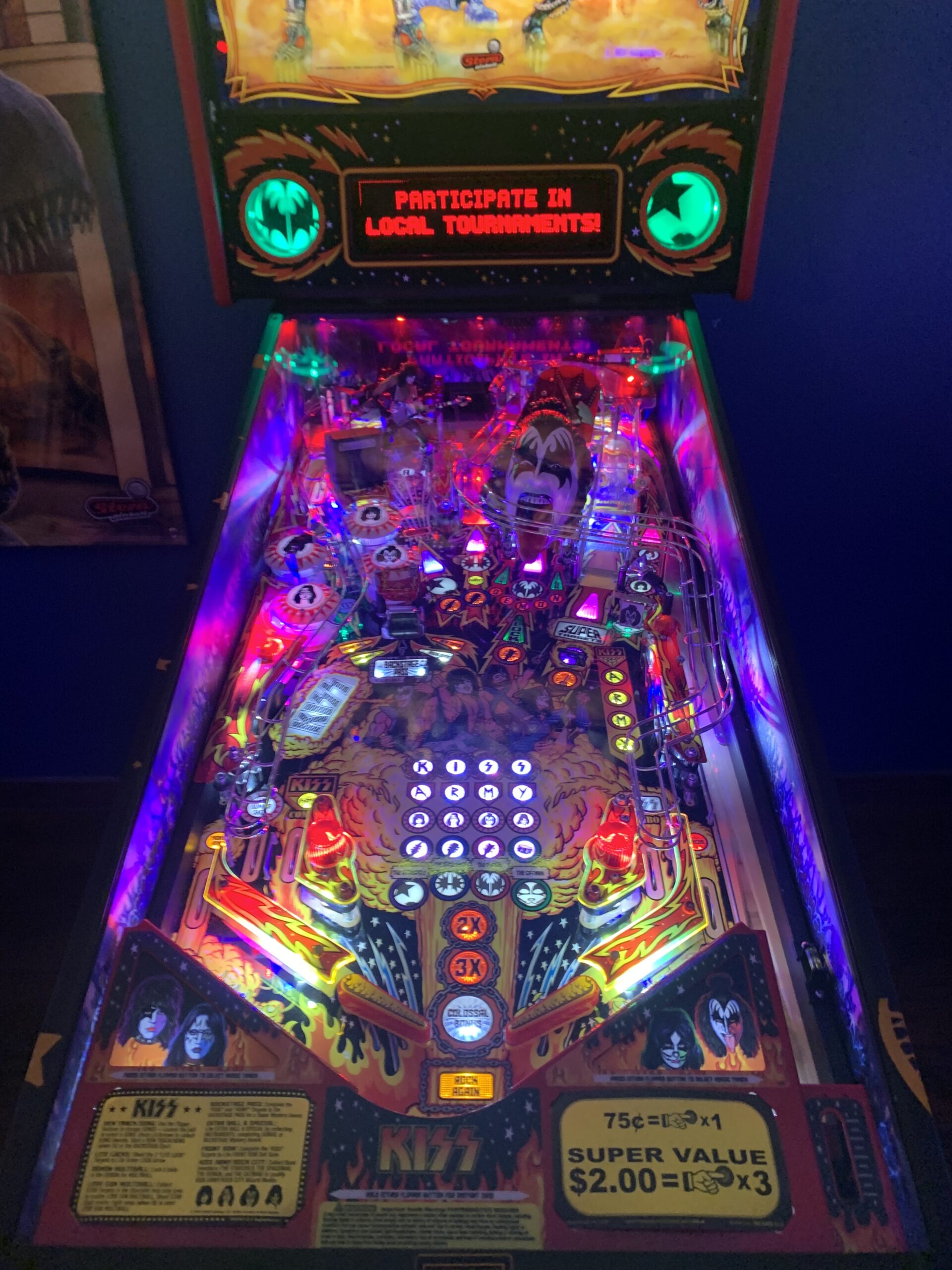 Kiss Pinball Limited Edition Platinum Edition (sold) For Sale 