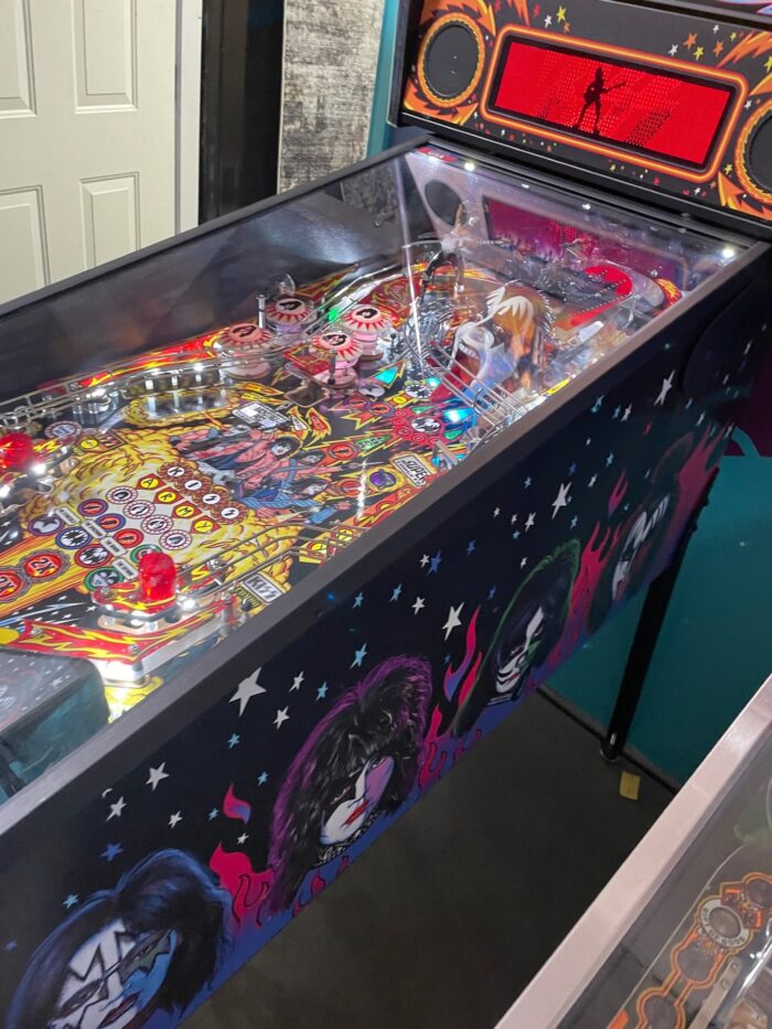 stern kiss pinball arcade