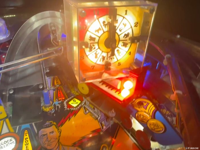 Twilight Zone Pinball - Gold - Image 9