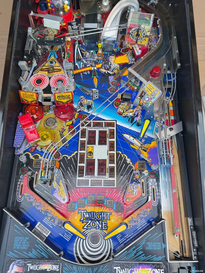 Twilight Zone Pinball - Gold - Image 19