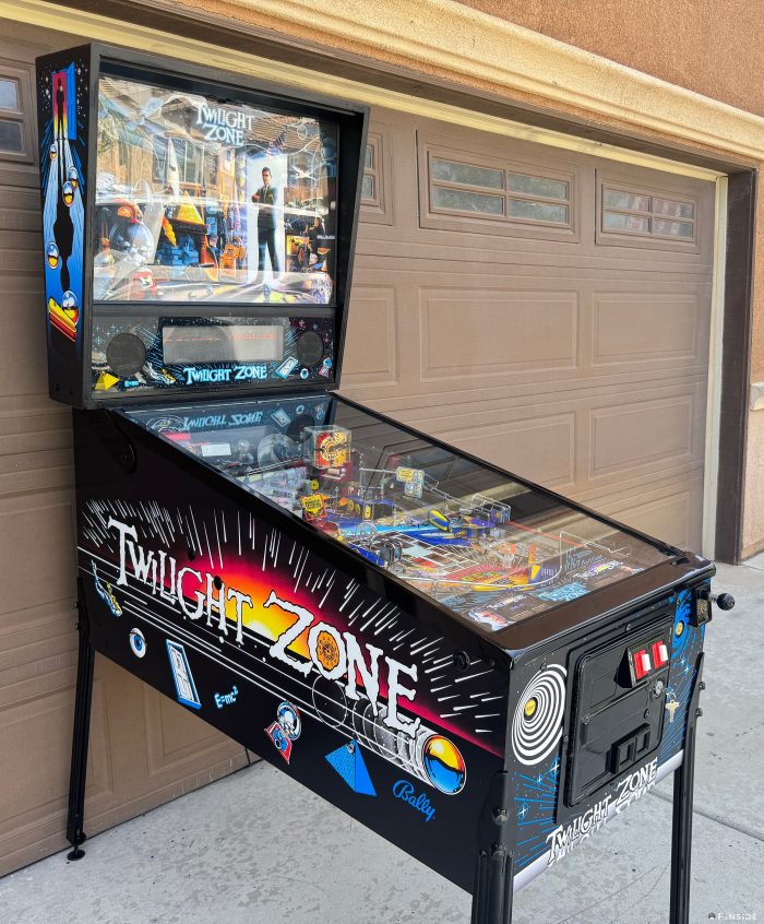 Twilight Zone Pinball - Gold - Image 3