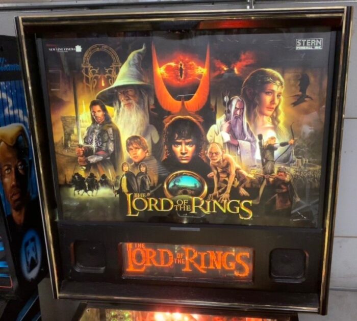 Lord Of The Rings Pinball Mint Condition Like New! (Sold) - Image 3