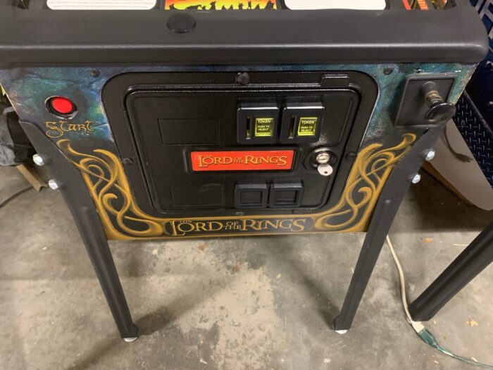 Lord Of The Rings Pinball Mint Condition Like New! (Sold) - Image 9