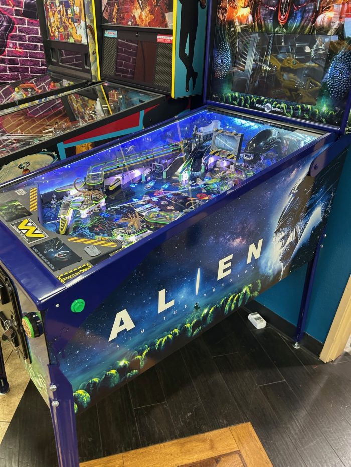 ALIEN Pinball - LIMITED VERSION - Image 5