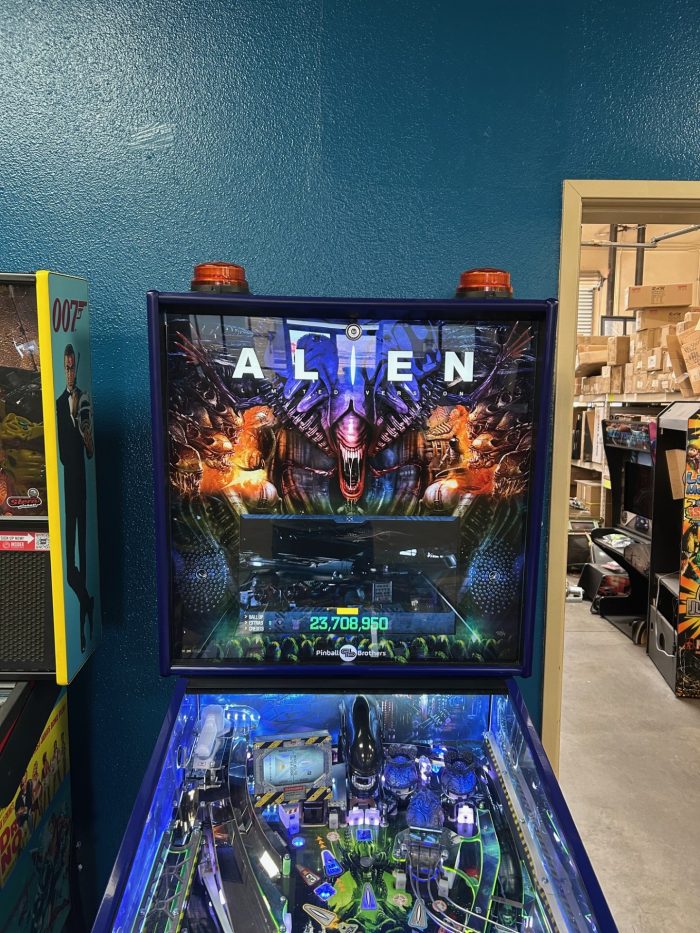 ALIEN Pinball - LIMITED VERSION - Image 2