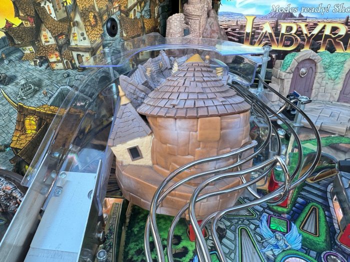 Jim Henson's Labyrinth Pinball - Image 13