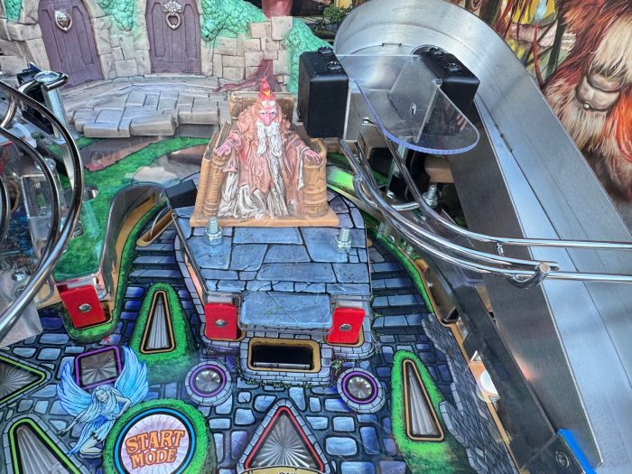 Jim Henson's Labyrinth Pinball - Image 11