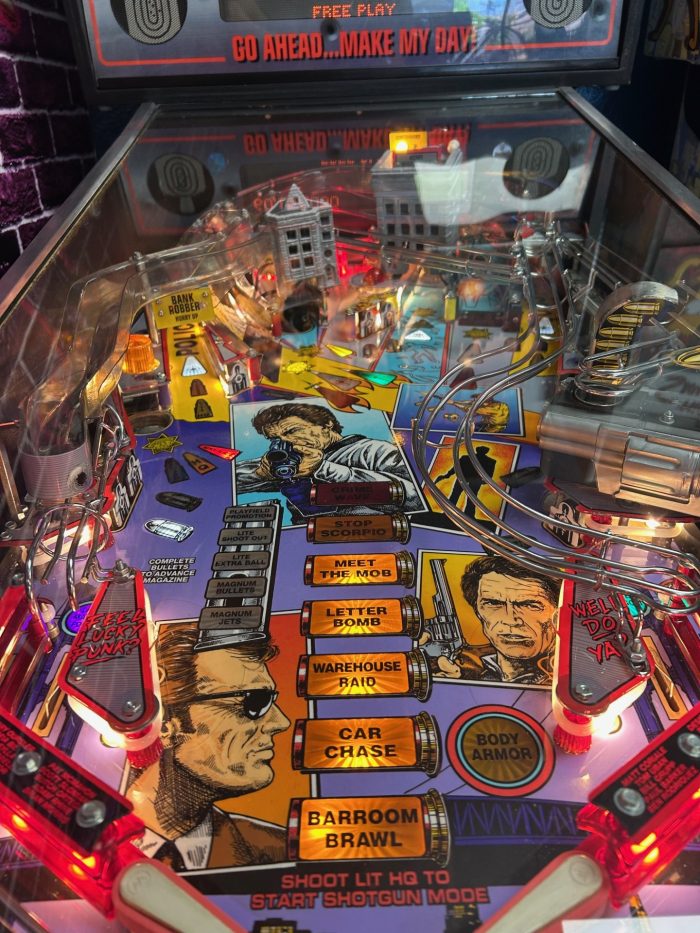 Dirty Harry Pinball - CLEAN - Image 10