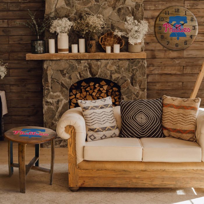 Philadelphia Phillies Oak Barrel Table - Image 2