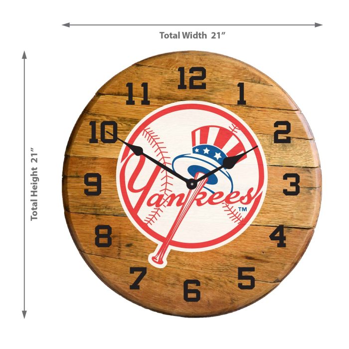 New York Yankees Oak Barrel Clock - Image 3