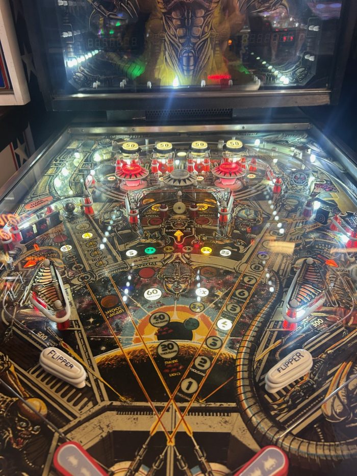 Space Invaders Pinball - Image 4